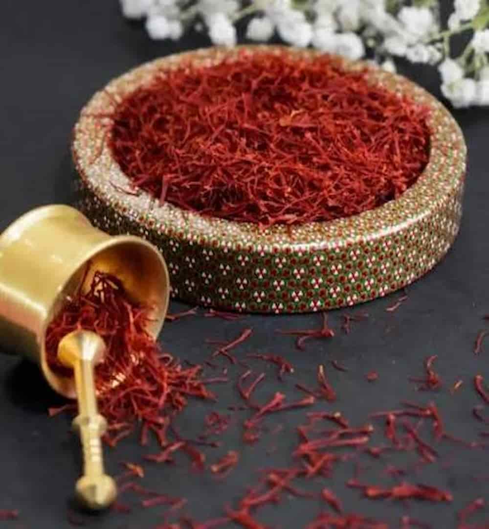 زعفران اصیل دمچی انتخابی برای طعم واقعی و کیفیت ماندگار